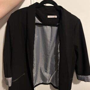 Reitmans Black Open-Front Blazer with Striped Lining